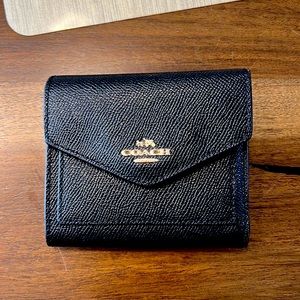 Coach Small Wallet - Crossgrain Leather - Black